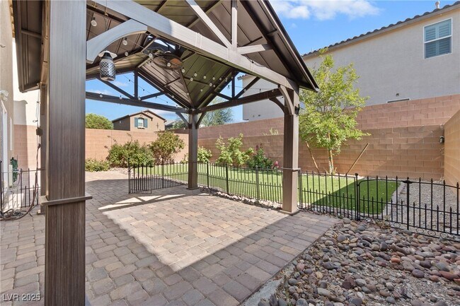 Building Photo - 10206 Gibson Isle Dr