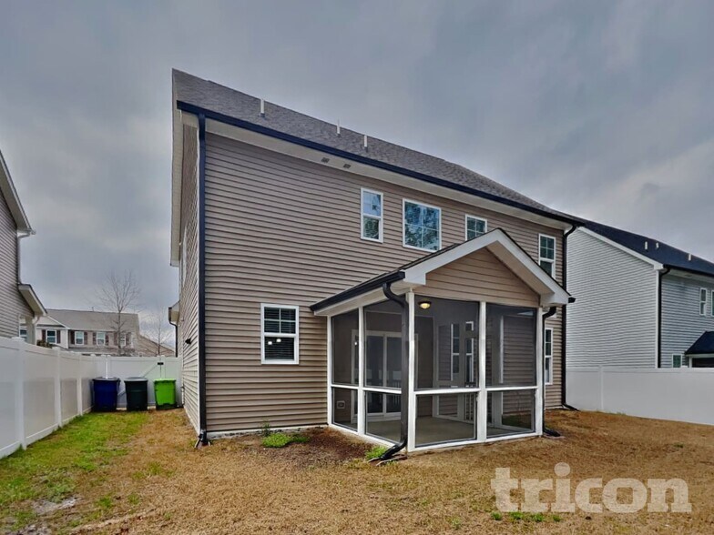 Building Photo - 3716 Massey Ridge Ct