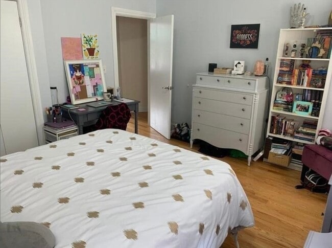 Building Photo - 83 Highland St