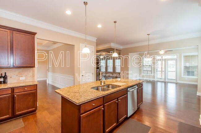 Building Photo - 4505 Summersweet Dr