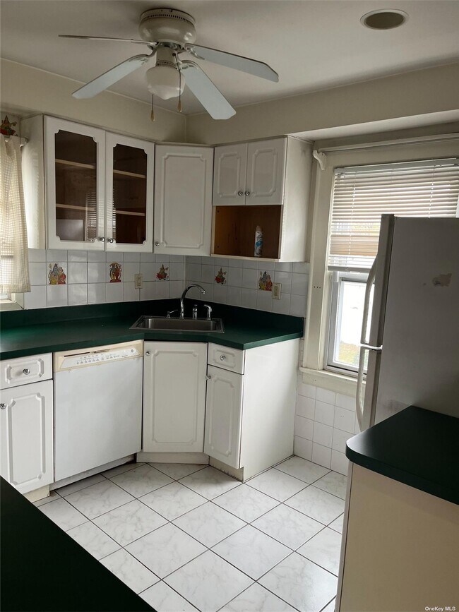 Building Photo - 203 Rockaway Pkwy