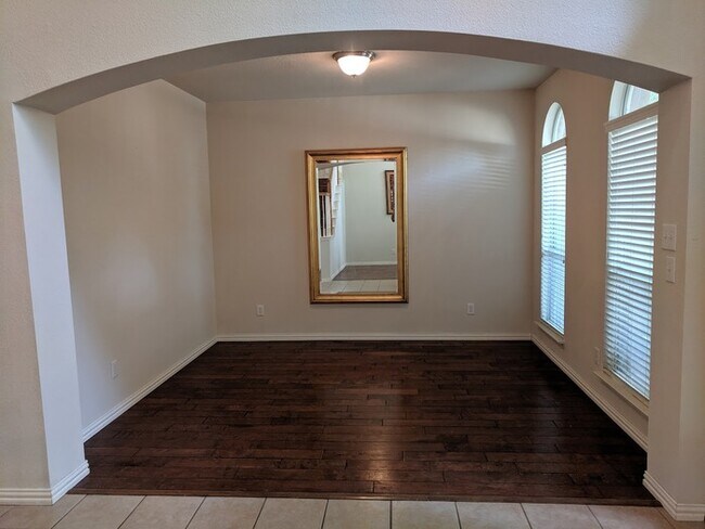 Building Photo - Charming 4 beds 3 baths in Frisco