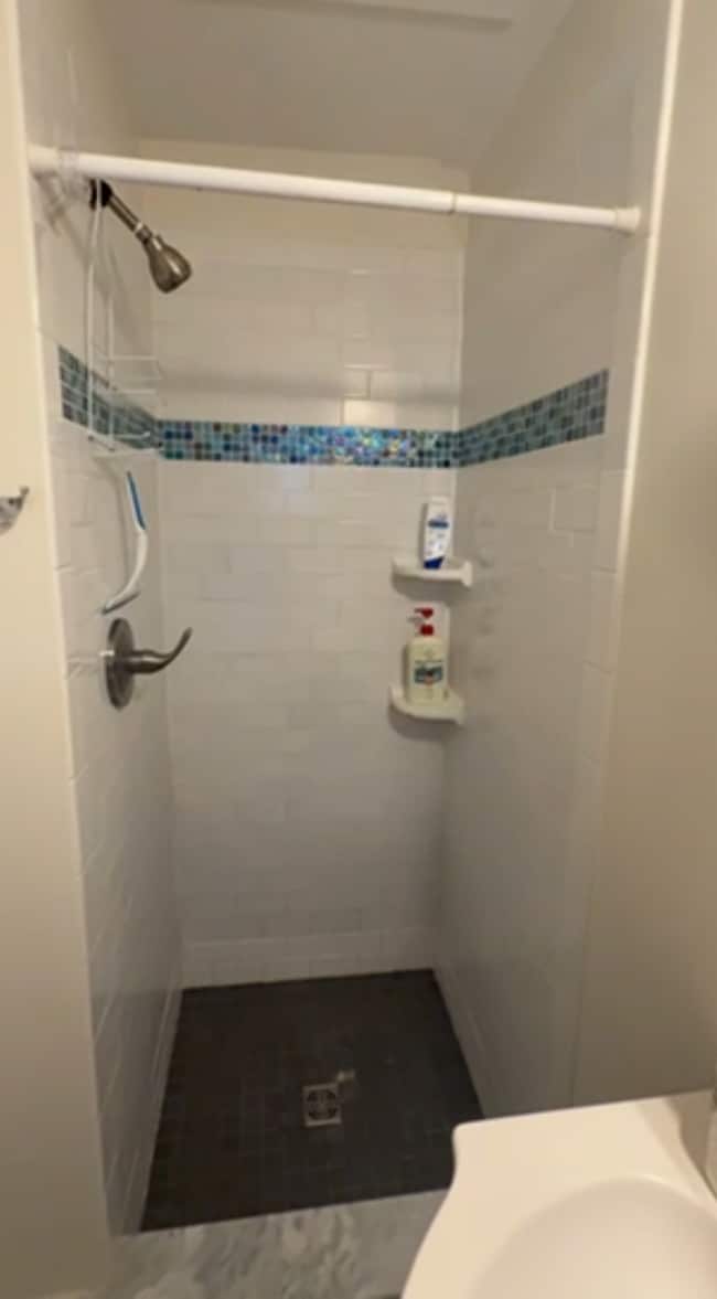 Building Photo - 56 Wright Ave