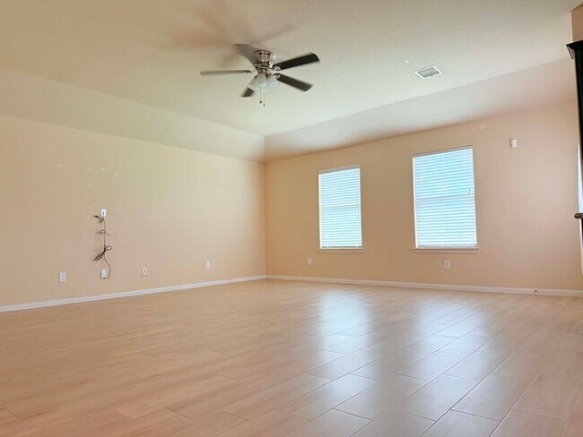 Building Photo - 9315 Claystone Ln