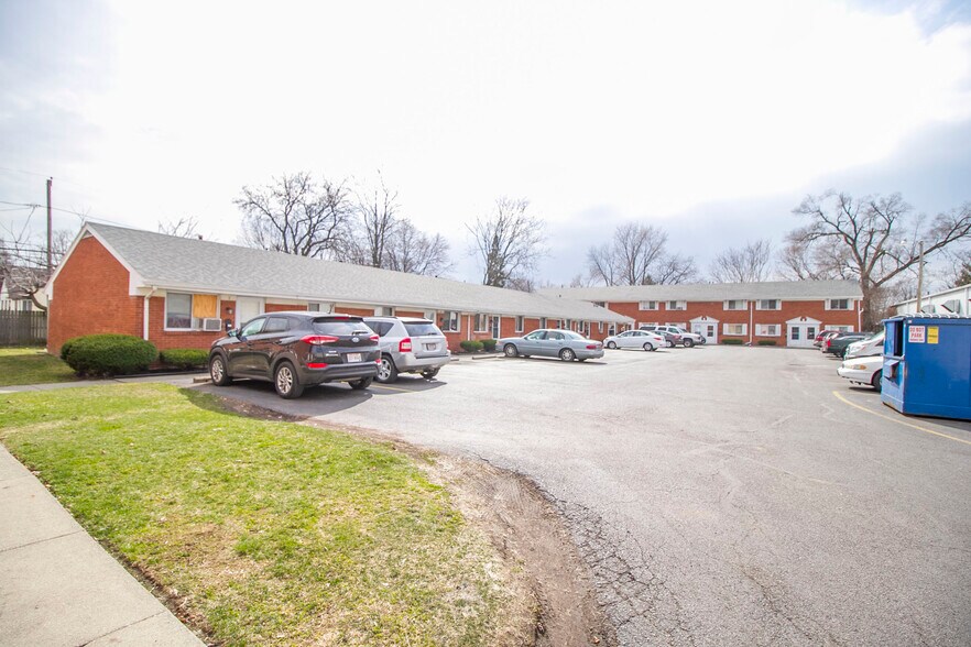 Building Photo - 4715 Bennett Rd