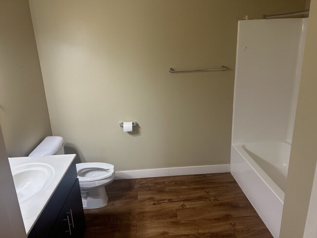 Bathroom - Apperson Way Apartments