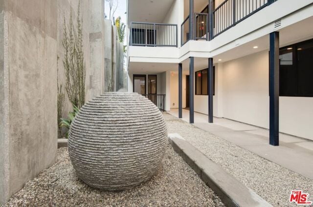 Building Photo - 3400 Sunset Blvd