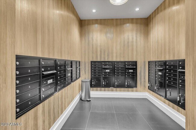 Building Photo - 4422 N 75th St