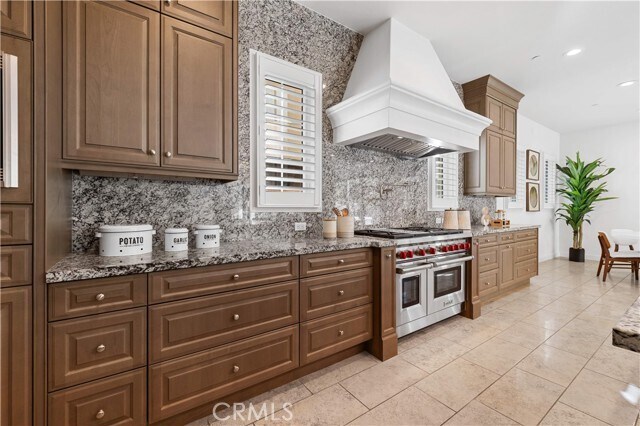 Building Photo - 111 Great Oak