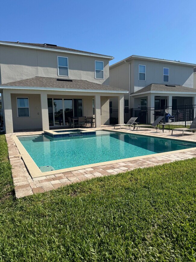 Building Photo - 7755 Westland Dr