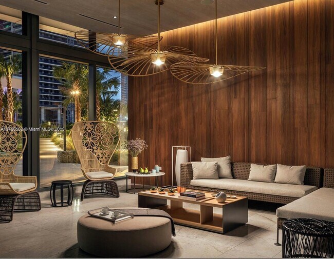 Building Photo - 88 SW 7th St