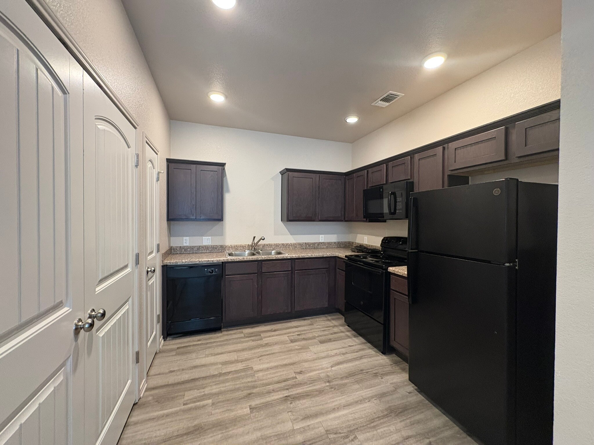 Building Photo - 2408 FM 1113