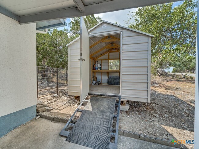 Building Photo - 1351 Spitz Kegel View Dr