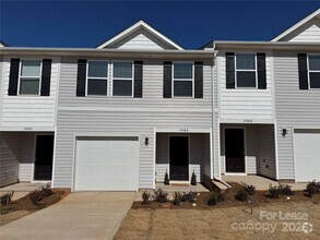 Building Photo - 1938 Tranquility Cir