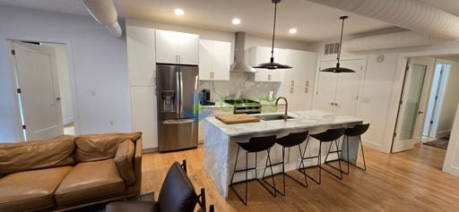 Building Photo - Spacious 2BR/2BA Condo with Fireplace, Balcony & In-Unit Laundry – Pittsburgh