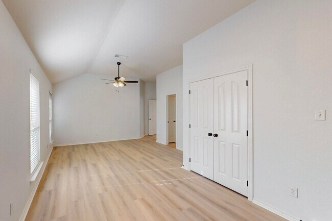 Building Photo - 4817 Valley Springs Trail