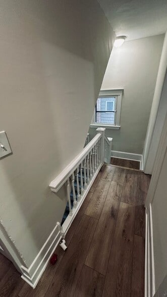 Building Photo - 7 Havens Ave