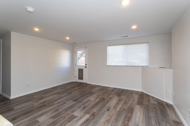 Building Photo - Spacious 4-Bedroom Home with Walk-Out Basement!