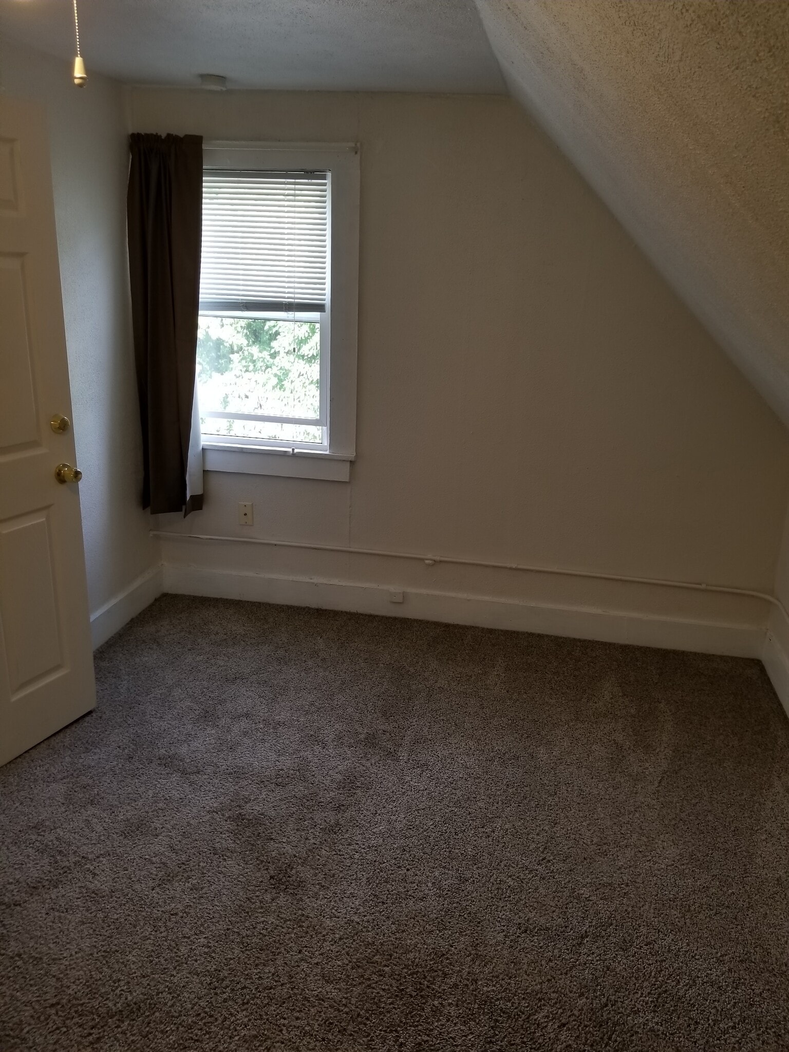 Unit #3 - 26 S Adams St