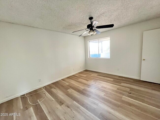 Building Photo - 7740 W Flower St