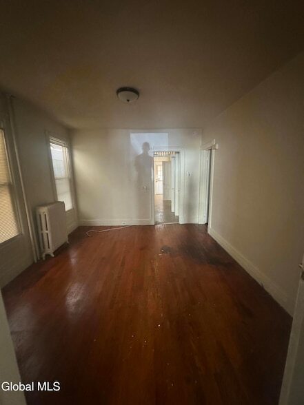 Building Photo - 278 Sheridan Ave