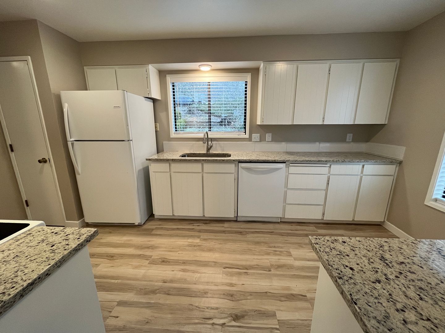 Building Photo - 4387 Imperial Dr