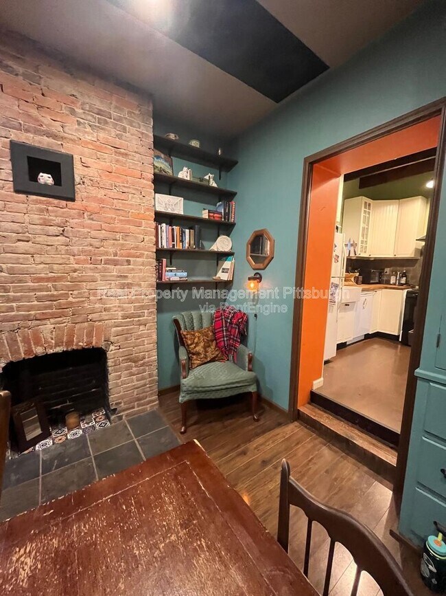 Building Photo - 297 42nd St