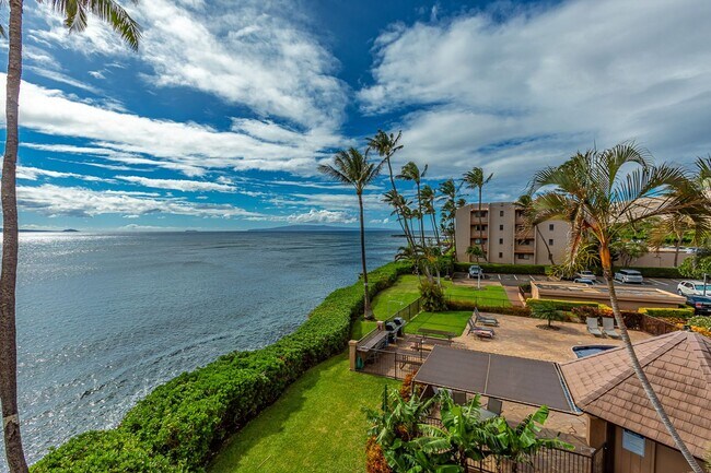 Building Photo - 150 Hauoli St