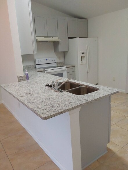 Building Photo - 21 Prospect Ln