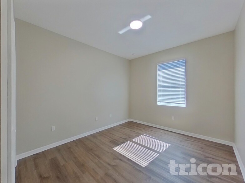 Building Photo - 33931 Emerald Pond Loop