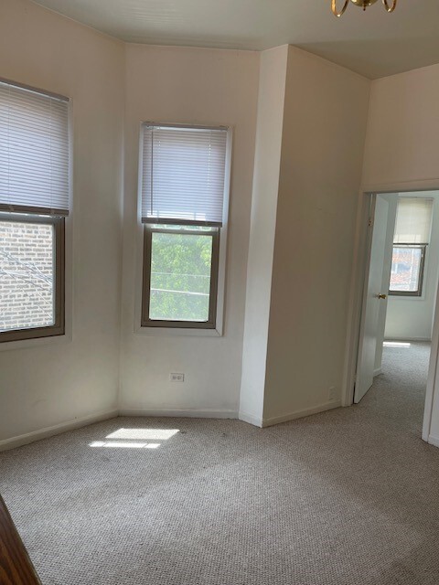 Building Photo - 1552 W Highland Ave