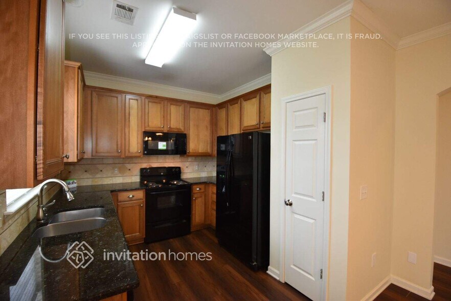 Building Photo - 532 Knothole Ln