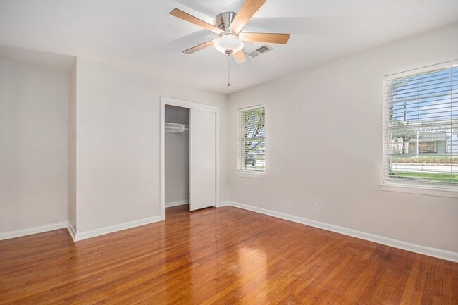 Building Photo - 12847 Memorial Dr