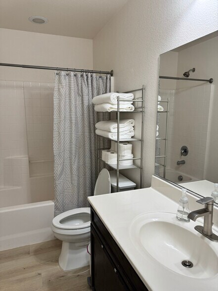 Building Photo - 7250 Sterling Rock Ave