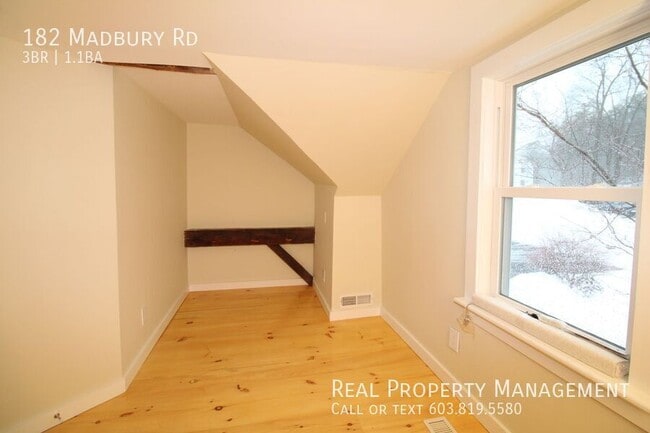 Building Photo - 182 Madbury Rd