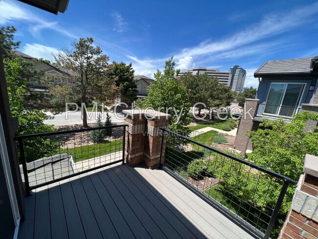 Building Photo - 9010 E Caley Way