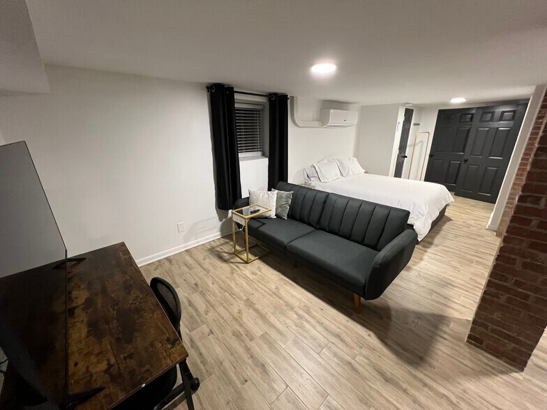 Studio apartment fully furnished - 116 Cumberland Ct