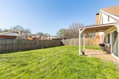 Building Photo - 2930 Lancer Ln