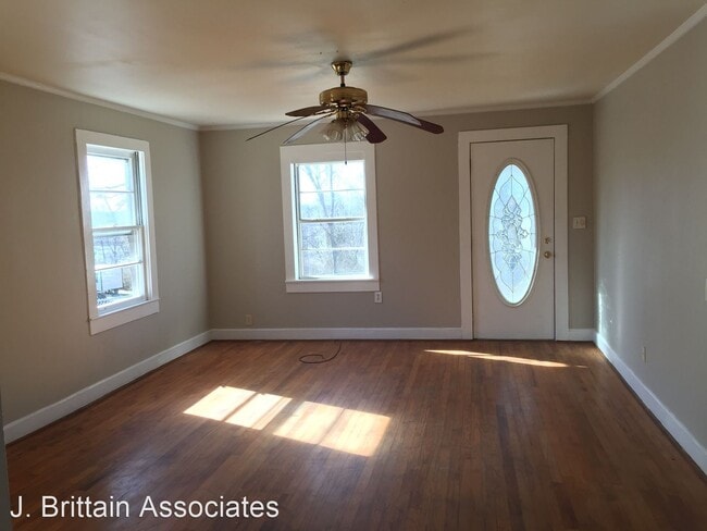 Building Photo - 3 br, 1 bath House - 401 Williamson Avenue