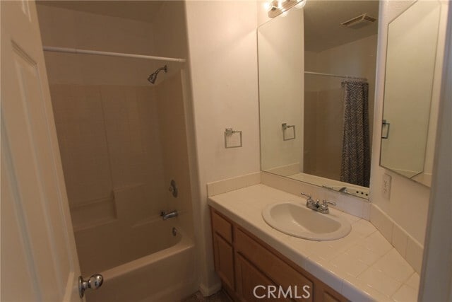 Building Photo - 8460 E Tioga Way