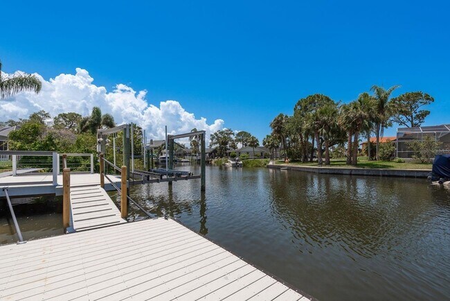 Building Photo - 4246 Marine Pkwy