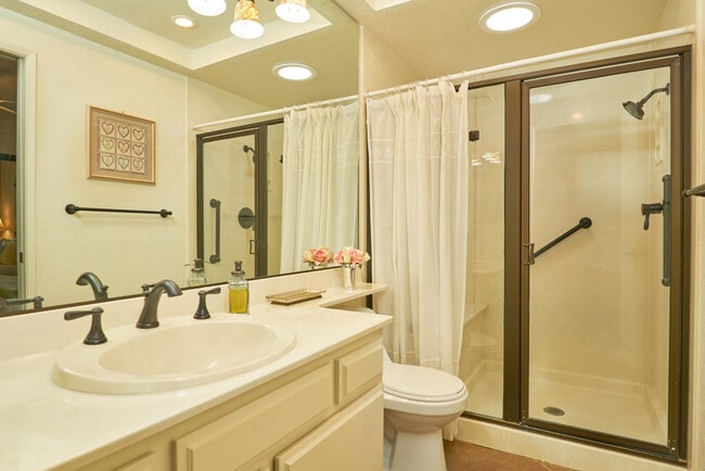 Building Photo - 25 Joya Dr