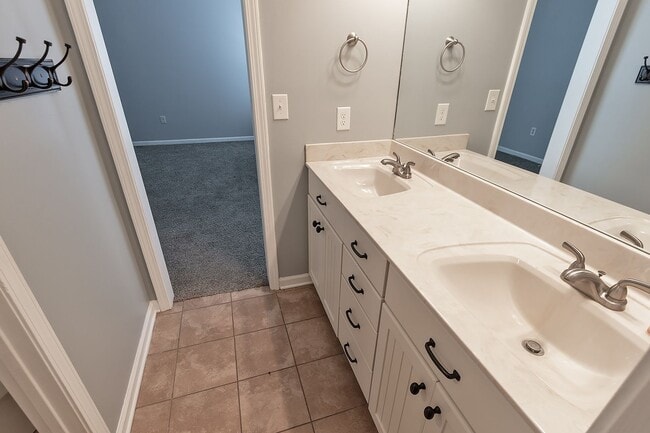 Building Photo - Home for rent in Prattville