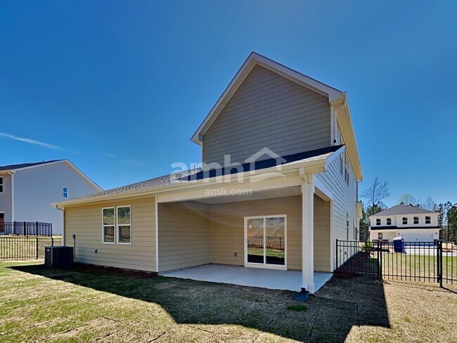 Building Photo - 152 Willow Ln