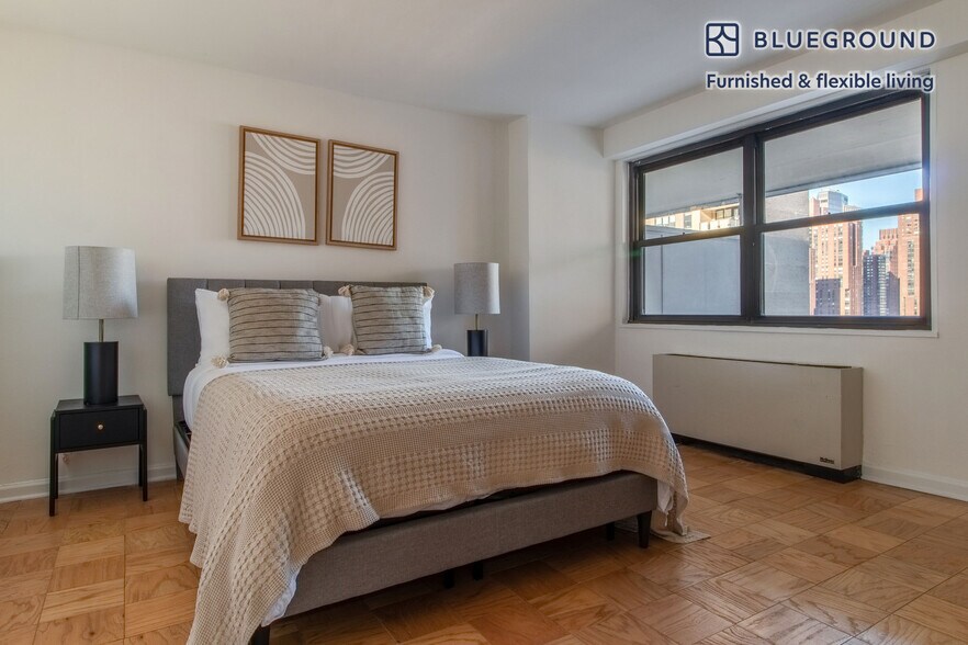 Building Photo - 315 East 86th St