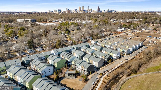 Building Photo - 759 Aerial Way