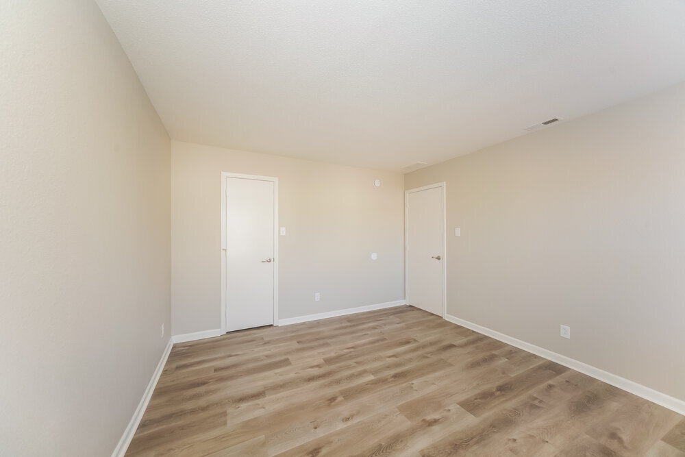 Building Photo - 333 Sunburst Ln