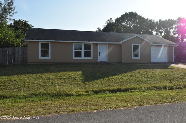 Building Photo - 1756 Jacobin St NW