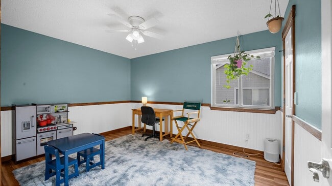 Building Photo - 15390 Paddington Cir