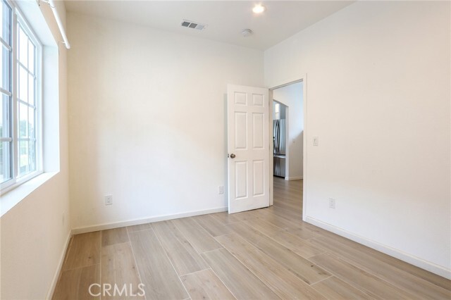 Building Photo - 268 Macalester Dr
